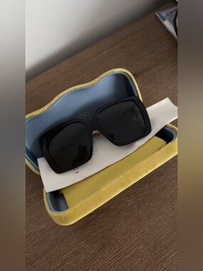 Gucci Oversized Square Sunglasses in Black